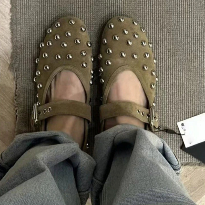 LIZAKOSHT  -   Studded Mary Jane Flats Women Suede Round Toe Buckle Strap Ballet Shoes Brown Punk Goth Casual Loafers Comfortable Ladies