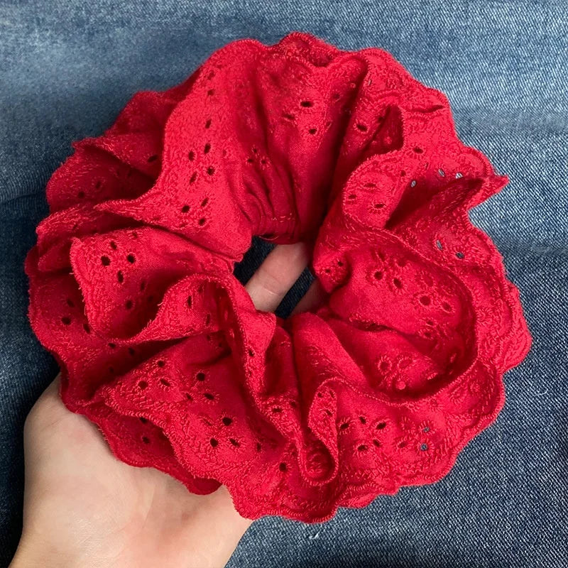 LIZAKOSHT  -  1PC Atmosphere-Enhancing Tipsy Red Cotton Fabric Hollow-Out Four-Layer Scrunchie - Elegant Wine-Red Hair Flower Bun Hair Tie