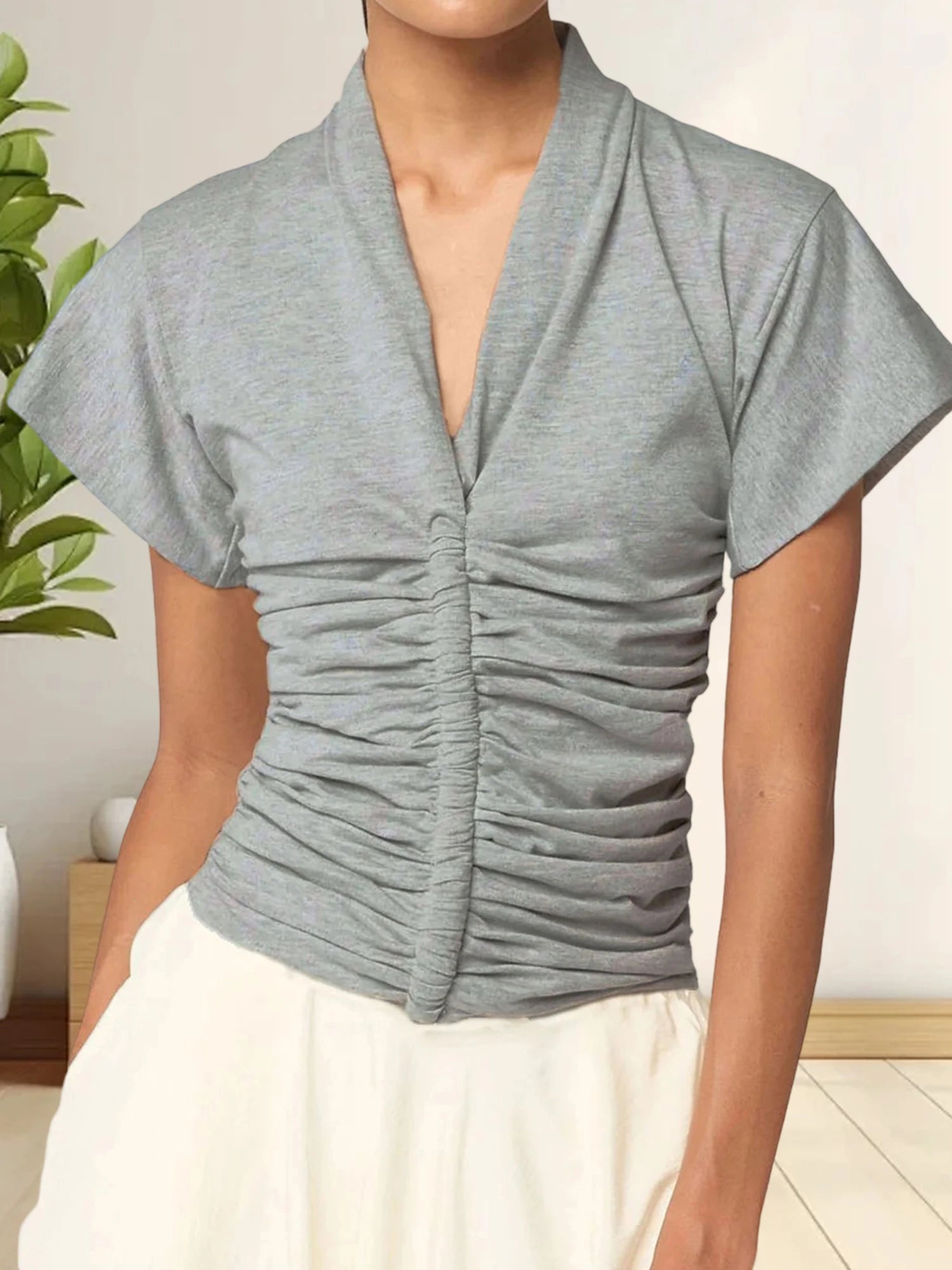 LIZAKOSHT  -  Women s V Neck Short Sleeve Pleated Solid Color  Fit T-shirt Casual Summer Top for Daily Streetwear Fashion