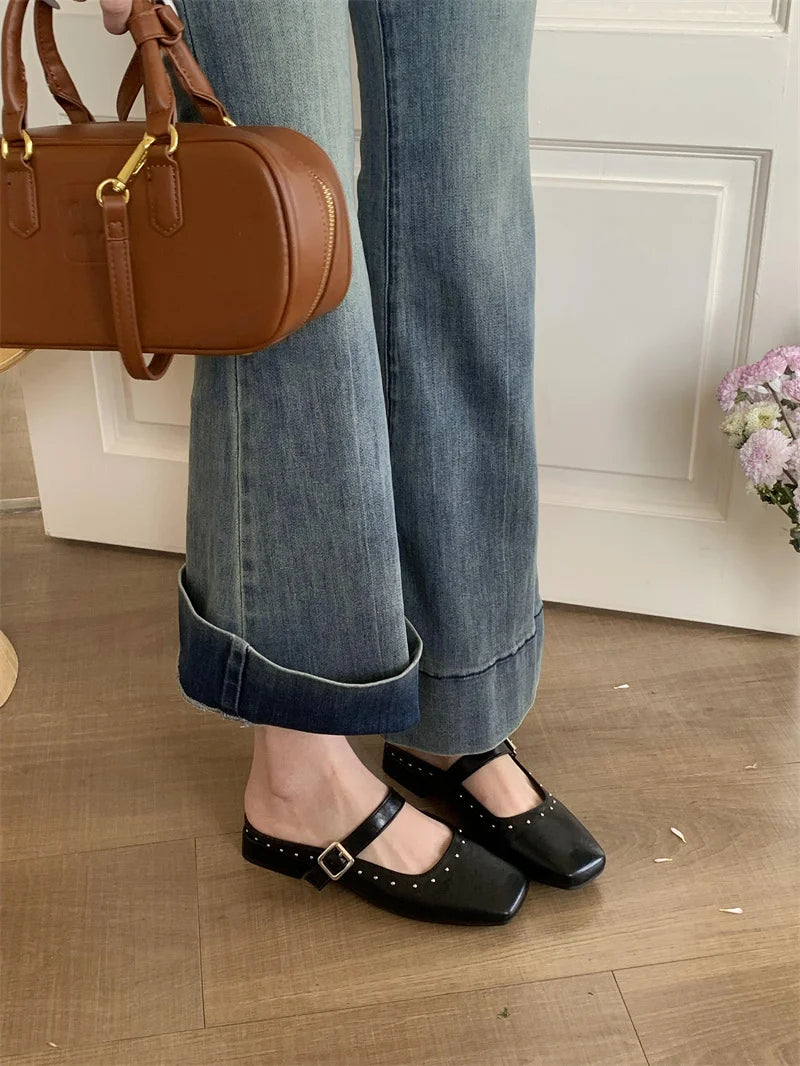 LIZAKOSHT  -  British Style Mule Slippers Women Flat Heel Shoes Brand Rivet Slide Casual Loafer Casual Flip Flops Female Outdoor Slipper Muje