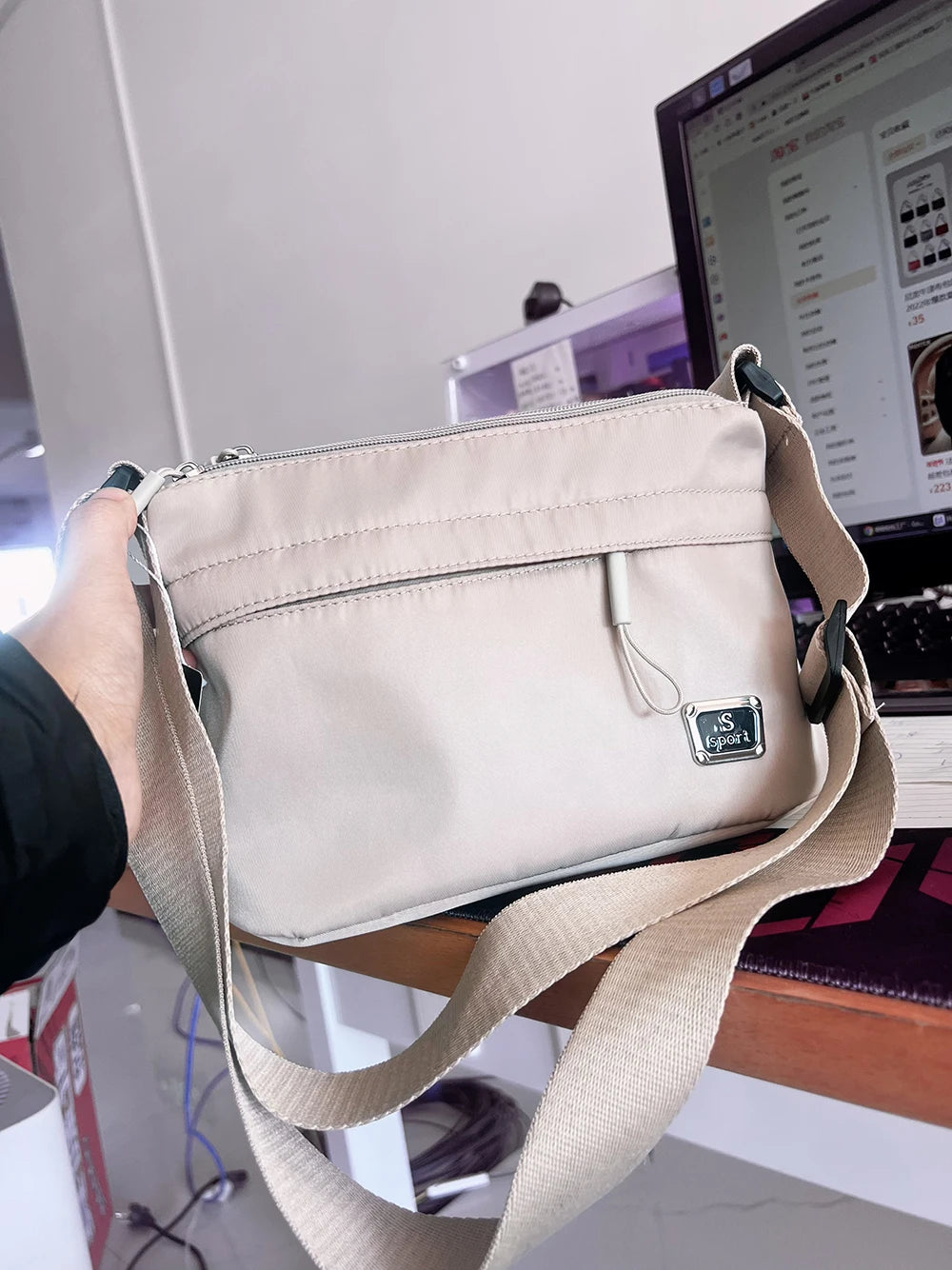 LIZAKOSHT  -  Waterproof Canvas Nylon Crossbody Bag Lightweight Faionable Mom Bag Leisure Walking oulder Bag Zipper Closure Soft Ox...