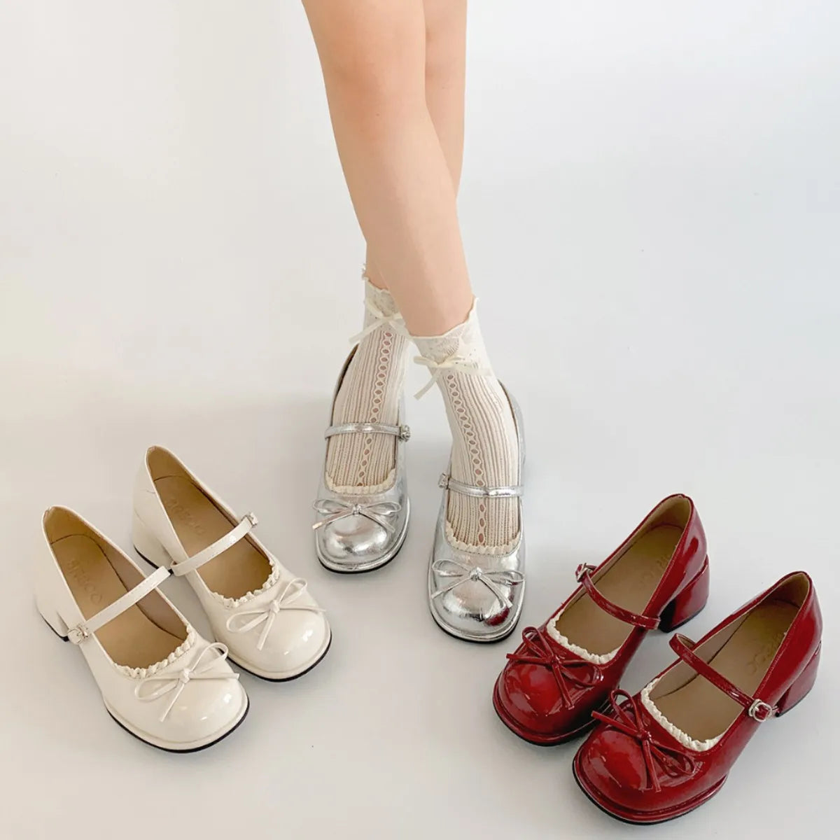 LIZAKOSHT  -  Retro red high-end French thick heel light mouth single shoes women's summer new with skirt versatile Mary Jane shoes