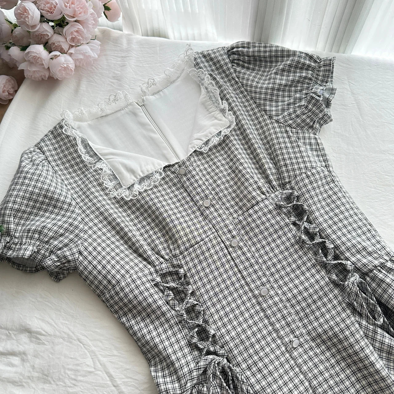 LIZAKOSHT  -  French Retro Plaid Shirt Dress Women Summer Waist Slim Fit Dress with Lace Doll Collar Puff Sleeves Ruffle Hem Vintage Sweet New