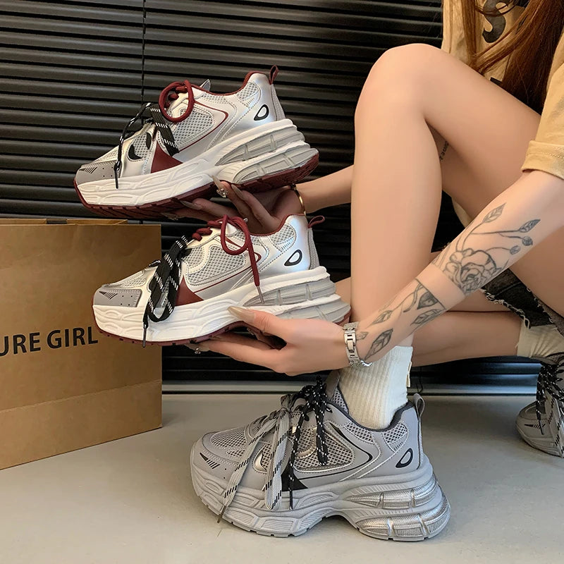 LIZAKOSHT  -  Fashion Thick Platform Shoes Women Sneakers Cross Lace-Up Casual Shoes Flats Tenis Feminino Comfortable Women Sneakers