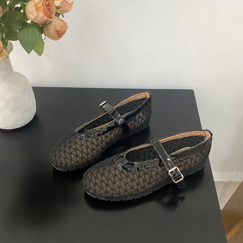 LIZAKOSHT  -  Round Toe Mesh Women Flat Shoes Fashion Summer NEW Breathable Buckle Strap Ladies Footwear Soft Flat Heel Mary Jane Sandals