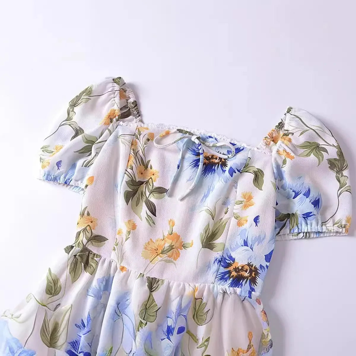LIZAKOSHT  -  Europe and America 2024 Summer New French Retro Floral Lace Tie Bow Short Sleeve Dress