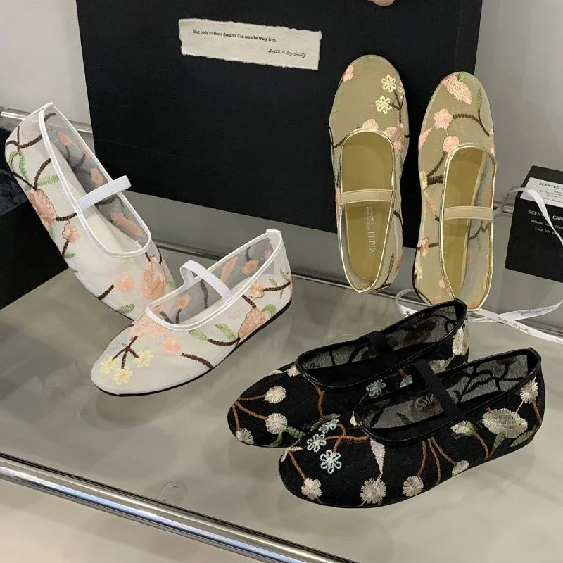 LIZAKOSHT  -  Mesh Embroidered Design Ballet Flats Womens Comfortable Round Toe Breathable Mule Sandals Casual Soft Bottom Beach Shoes Pumps