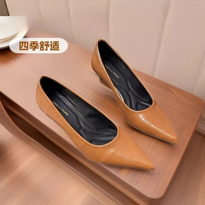 LIZAKOSHT  -  Women's Pointed Toe Wedge Pumps Soft Faux Leather Slip On Wedge Heel Shoes Elegant Office Wedding Party Low Heel Ladies Footwear