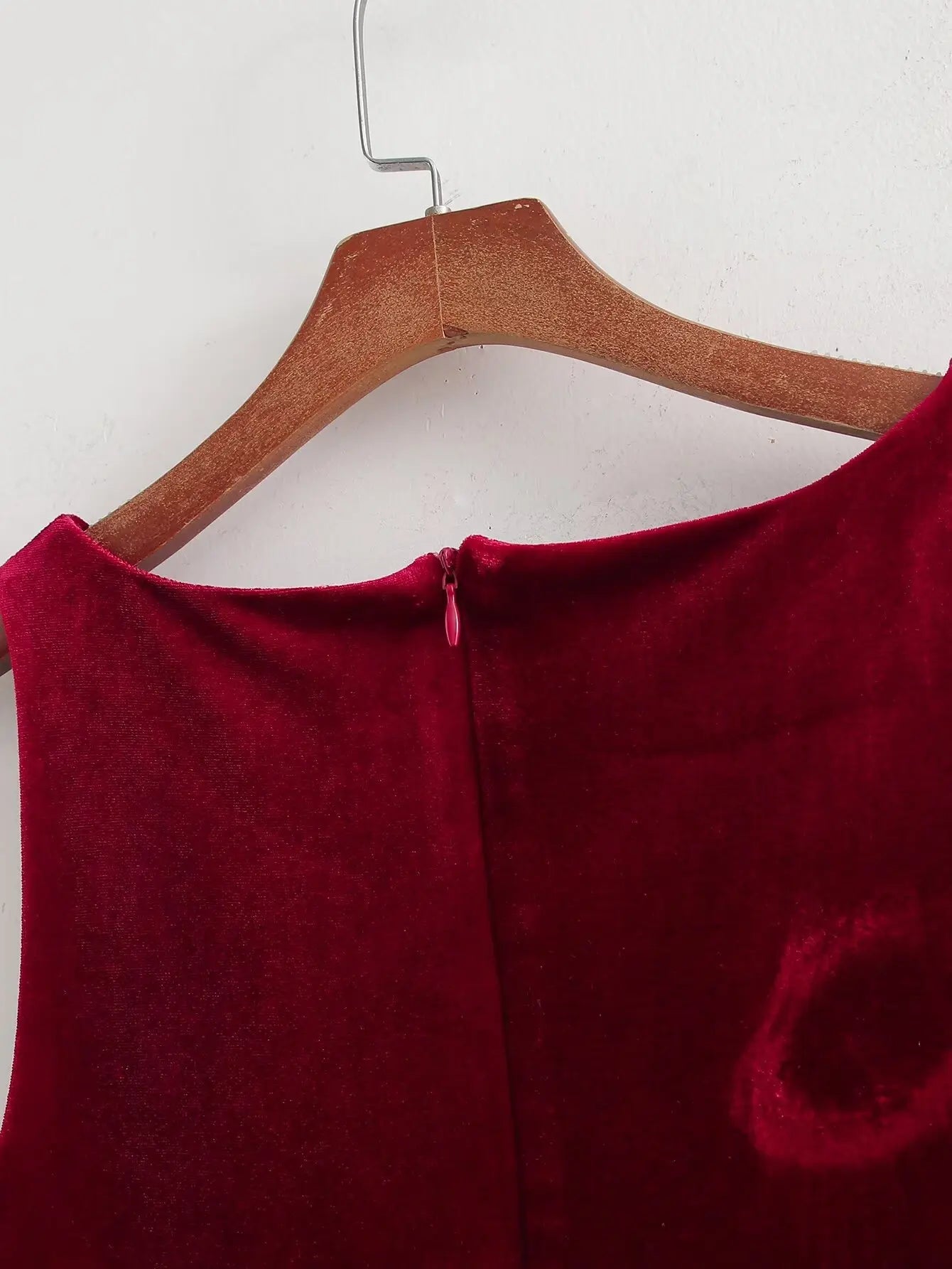 LIZAKOSHT  -  Women Christmas Red A-line Mini Dress Winter New Women Fashion Simple Sleeveless Slim Velvet Bow Short Dress Vestidos