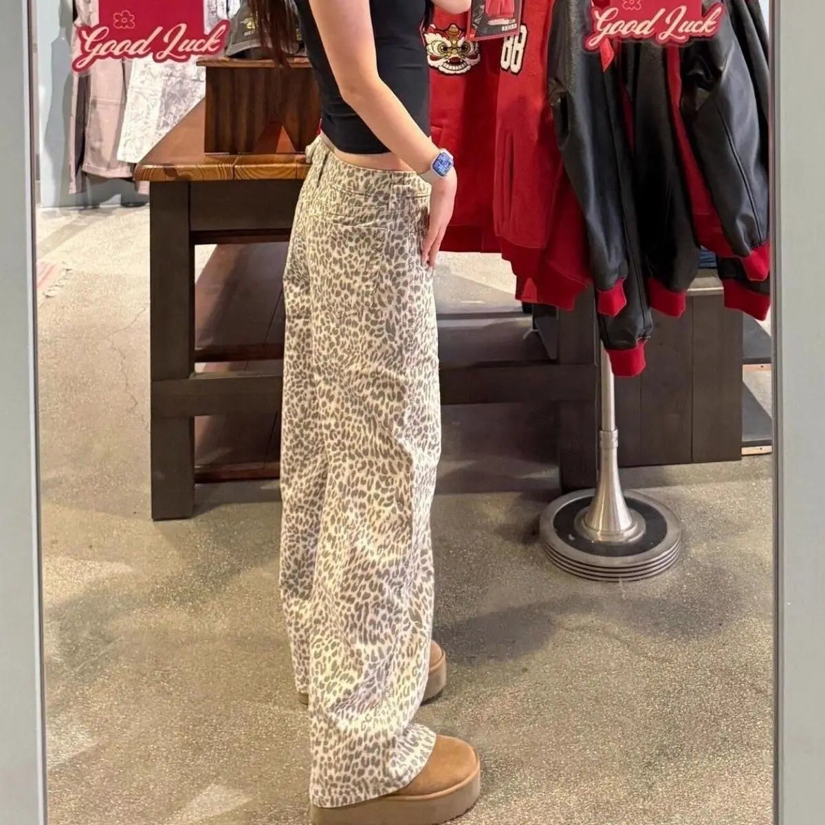 LIZAKOSHT  -  Spicy Girl Leopard Print Low Waist Jeans with A Feminine Spring Design, Loose and Wide Leg Pants