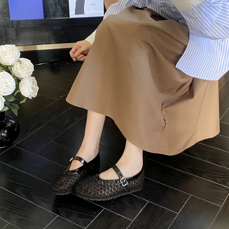 LIZAKOSHT  -  Round Toe Mesh Women Flat Shoes Fashion Summer NEW Breathable Buckle Strap Ladies Footwear Soft Flat Heel Mary Jane Sandals