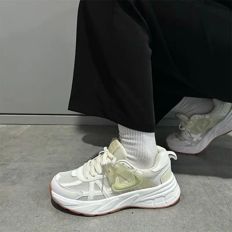 LIZAKOSHT  -  Porosity Women Sneakers Fashion Lightweight Collegiate Style Womens Sports Shoes Korean Style Casual Versatile Sneakers