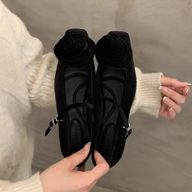 LIZAKOSHT  -  Velvet Flowers Flat Mary Jane Shoes for Women Shallow Elegant Dress Shoes Comfort Soft Sole Square Toe Designer Ballet Shoes