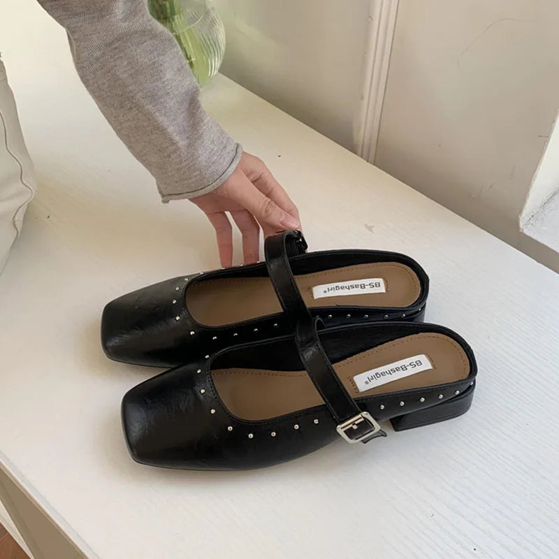 LIZAKOSHT  -  British Style Mule Slippers Women Flat Heel Shoes Brand Rivet Slide Casual Loafer Casual Flip Flops Female Outdoor Slipper Muje