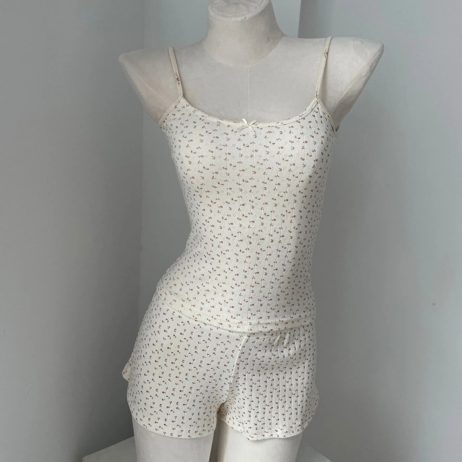 LIZAKOSHT  -  Brandy & Mandy Floral Lace Bow Halter Slim Tank Top Sweet Camisole Summer Fashion