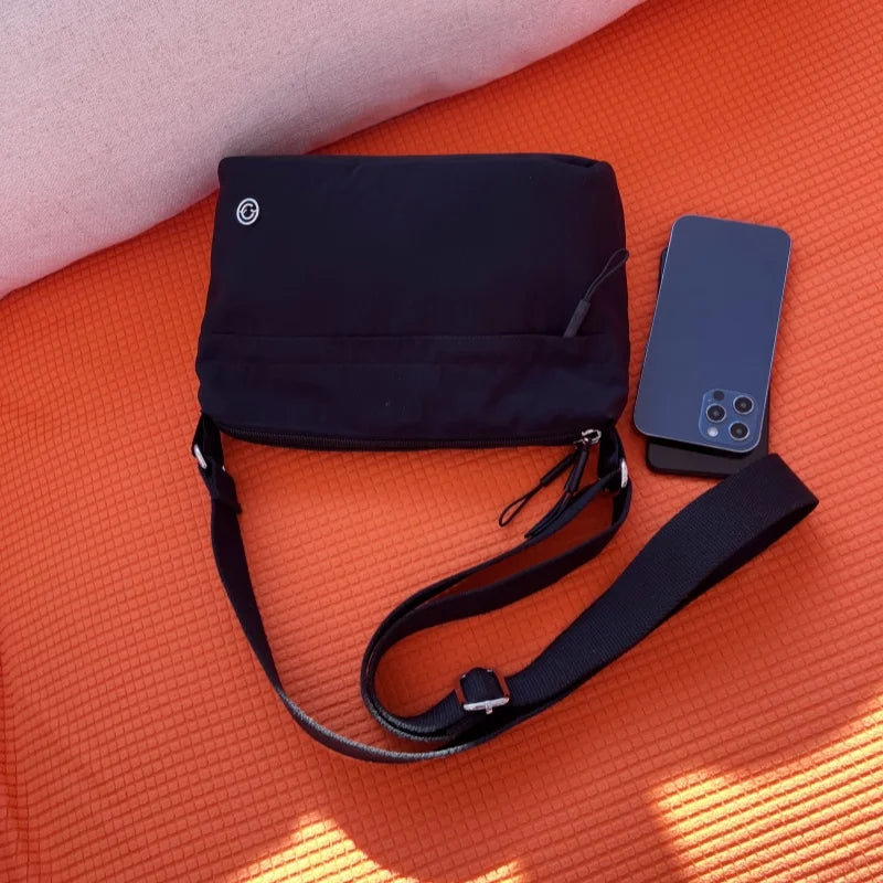 LIZAKOSHT  -  Waterproof Canvas Nylon Crossbody Bag Lightweight Faionable Mom Bag Leisure Walking oulder Bag Zipper Closure Soft Ox...