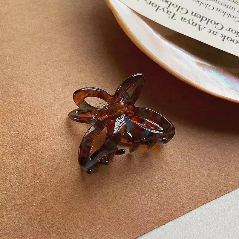 LIZAKOSHT  -  1PC High Color Value Romantic Spring Color Acetate Butterfly Grab Clip Temperament Aesthetic Hollow Bow Hair Clip Back of Head H