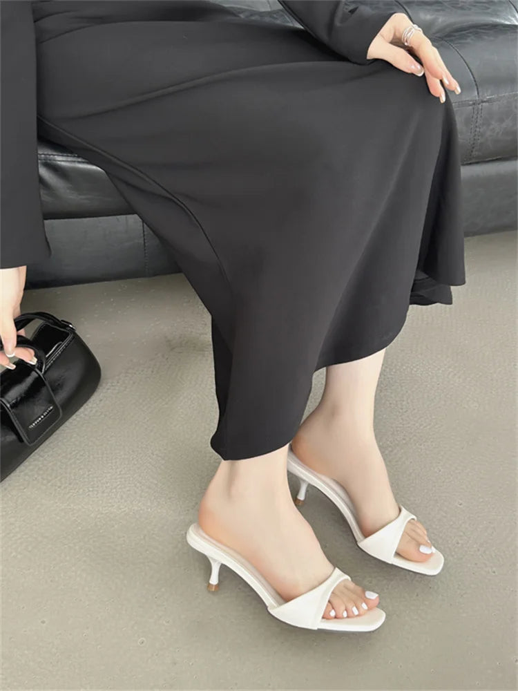 LIZAKOSHT  -  Women Summer Fashion Heel Square Toe Simple Silk Solid Color Slippers Outdoor Peep Toe Casual Slide Flip Flops Women Sandal