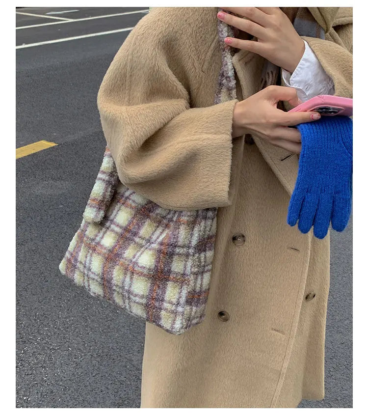 LIZAKOSHT  -  New Winter Autumn Plaid Furry Crossbody Bag Women Large Capacity Retro Shoulder Tote Bucket Bag Simple and Versatile Storage Bag