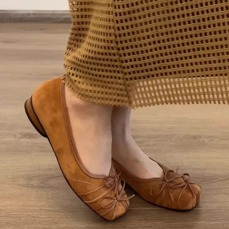 LIZAKOSHT  -  Novelty Bowknot Design Low Heel Pumps Women Comfortable Square Toe Lightweight Designer Shoes for Ladies Fashion Brand Loafers