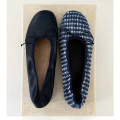 LIZAKOSHT  -  New Ballet Flats Crafted from Goat Leather Classic Round Toe Elasticated Seams for a Perfect Fit Slightly Pleated Effect Classic