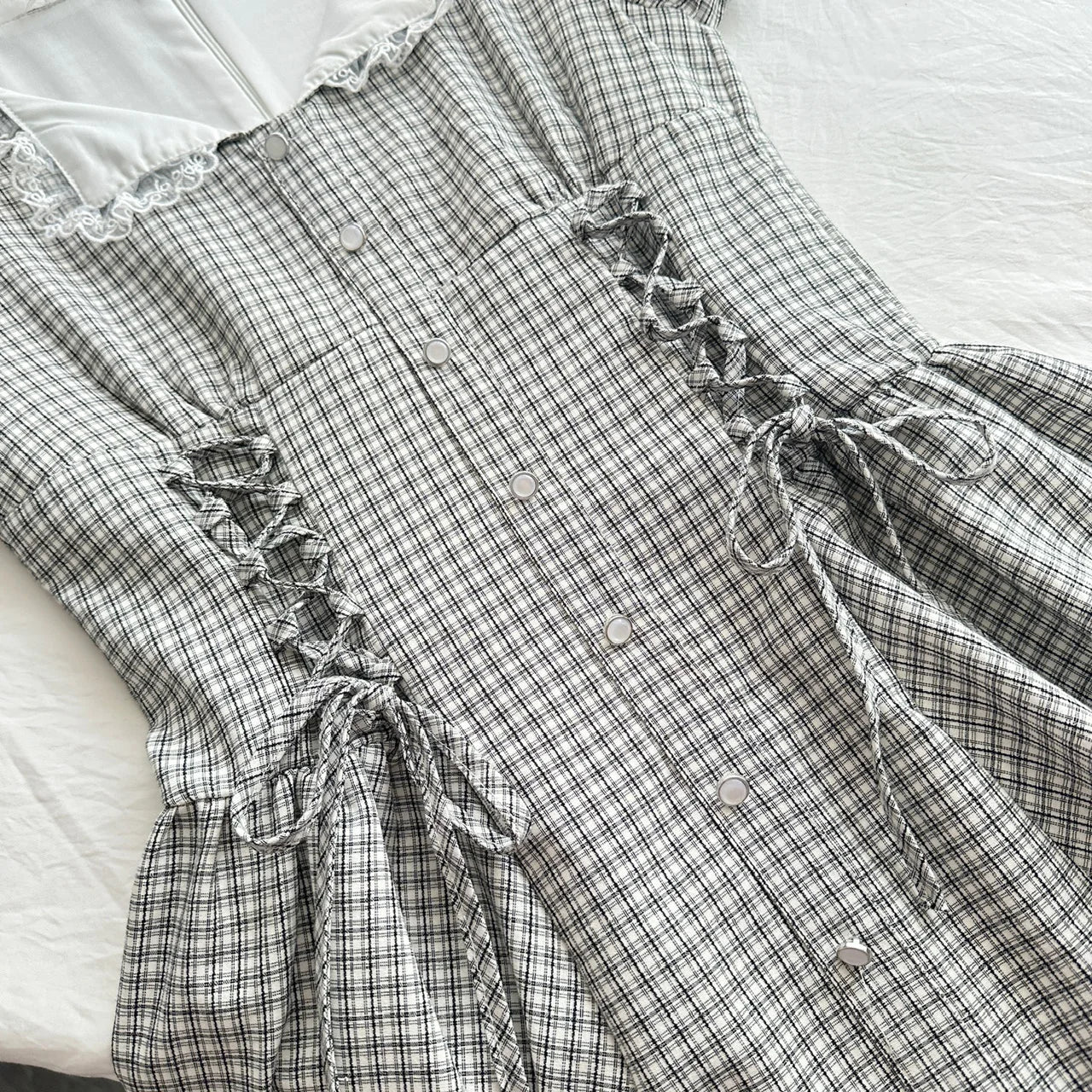 LIZAKOSHT  -  French Retro Plaid Shirt Dress Women Summer Waist Slim Fit Dress with Lace Doll Collar Puff Sleeves Ruffle Hem Vintage Sweet New