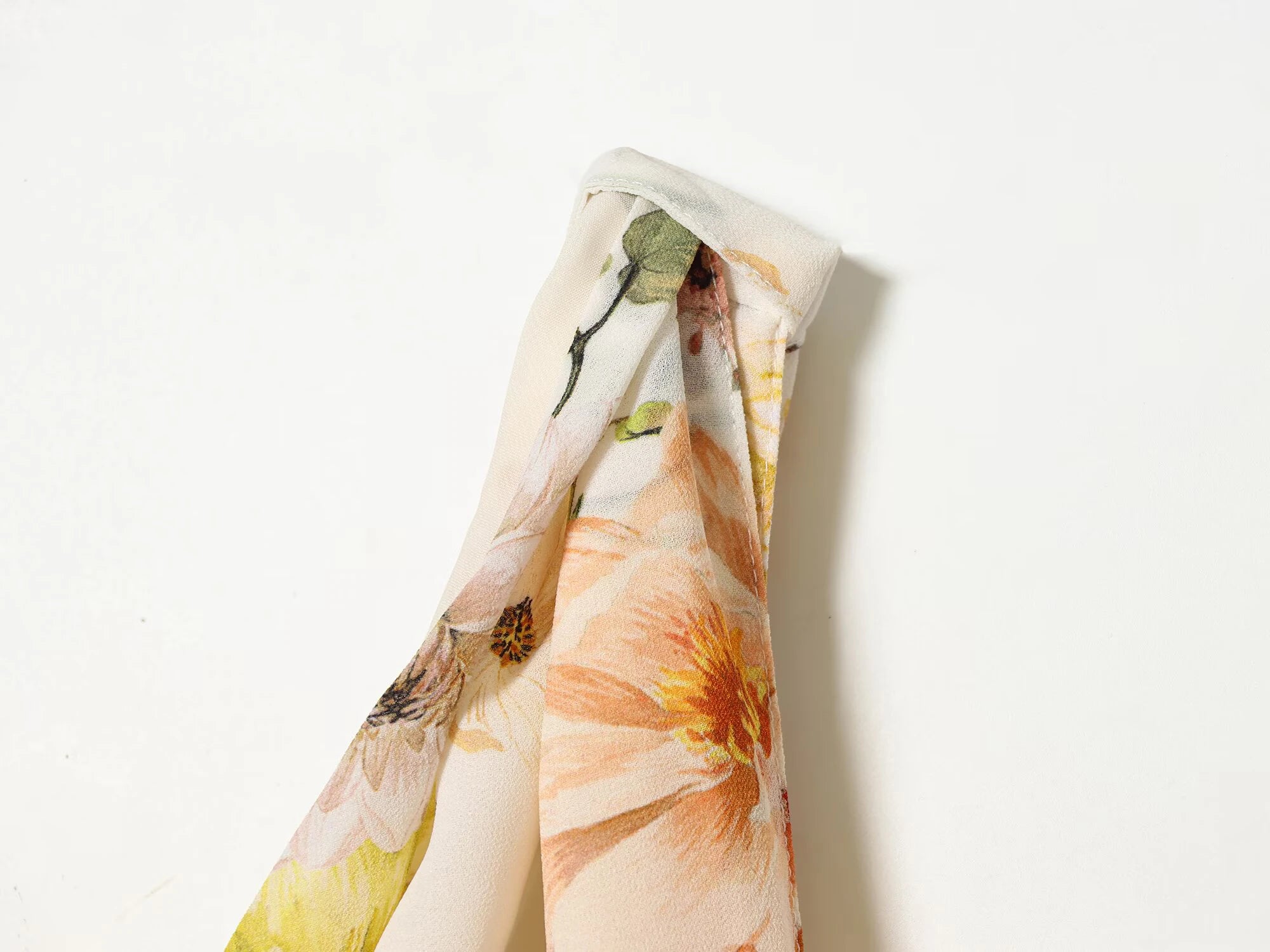 LIZAKOSHT  -  European and American style women's floral dress with irregular swing collar design in winter, one-piece skirt