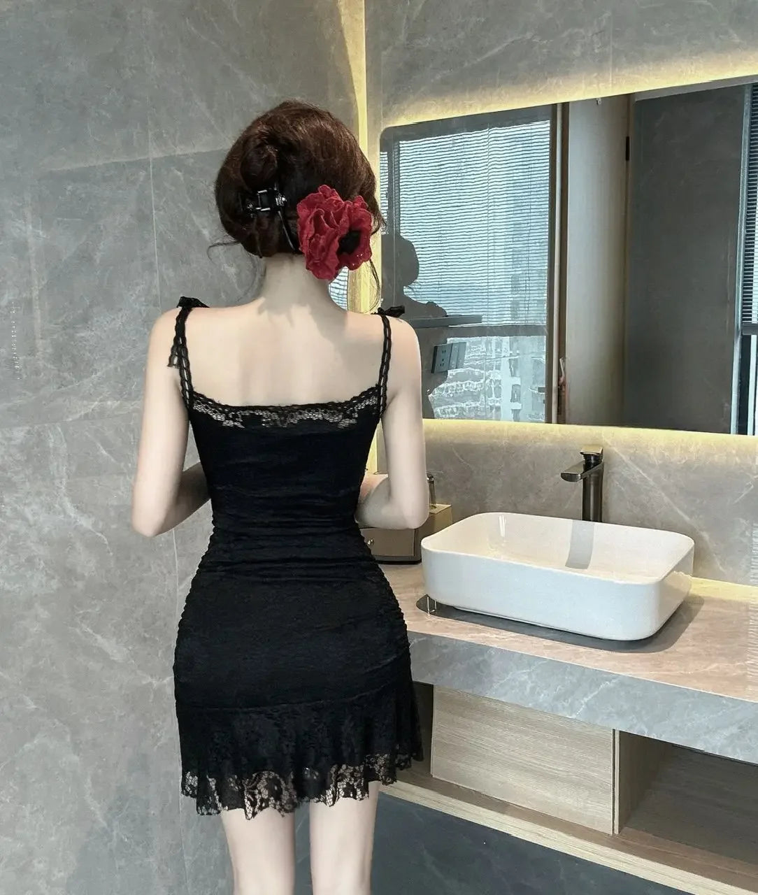 LIZAKOSHT  -  Pure Sexy Lace Suspender Dress for Women with High-end Temperament Tight Waisted Ruffle Edges and Buttocks