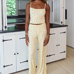 LIZAKOSHT  -  Women Y2K Floral 2 Piece Lounge Set Spaghetti Strap Crop Camisole Elastic Waist Wide Leg Pajama Pants Casual Sleepwear