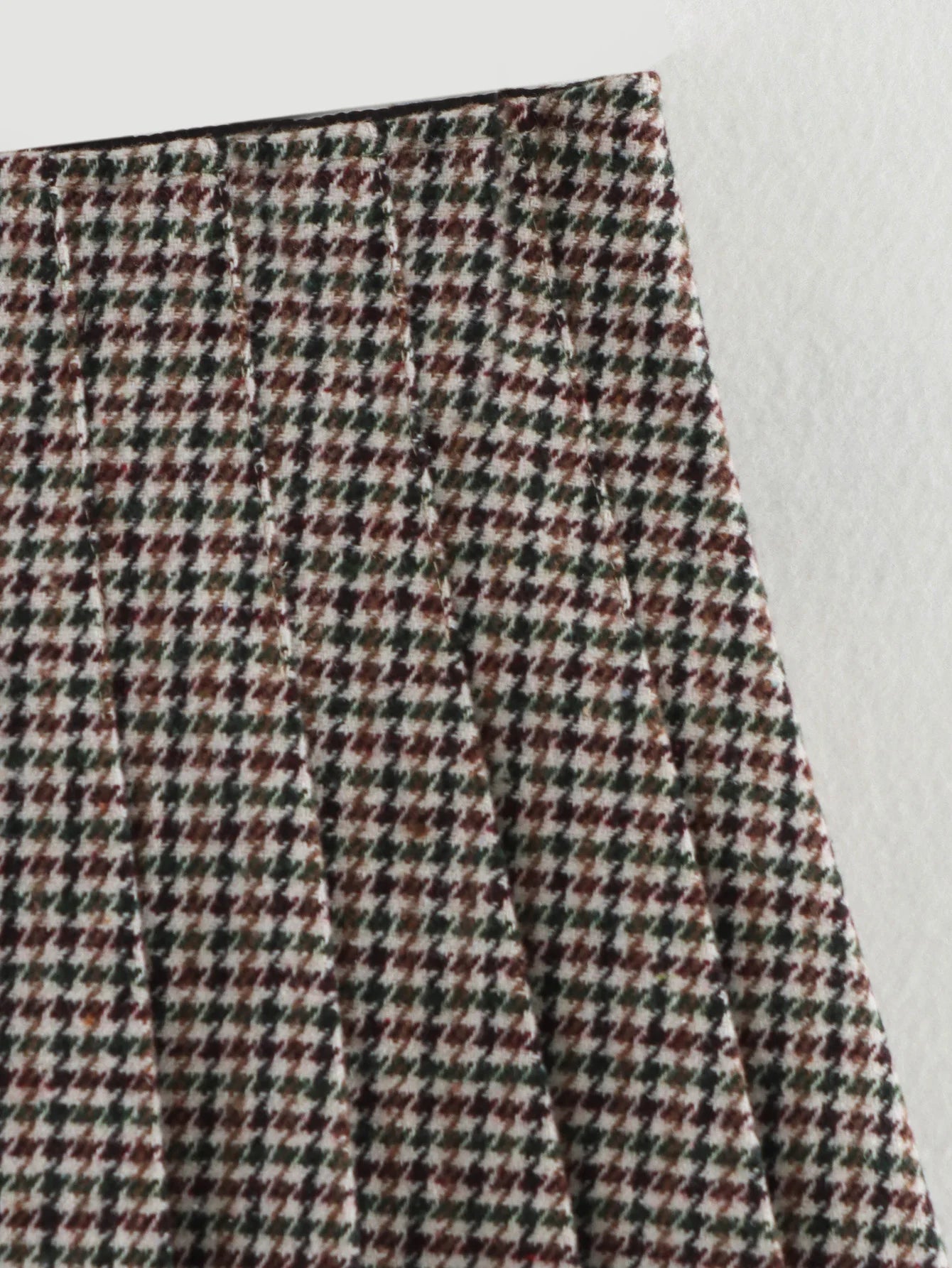 LIZAKOSHT  -  Chic Houndstooth Skirts for Women 2025 Spring Female Slim A-Line Mini Skirt Lady Elegant Short Pleated Skirt with Buckle