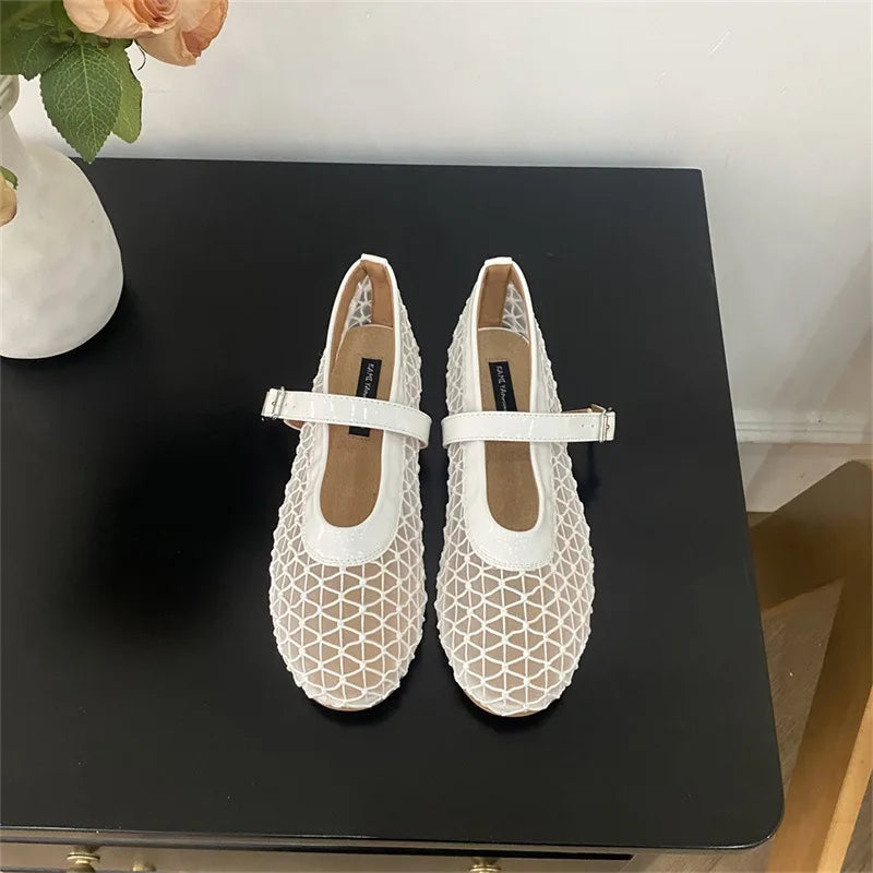 LIZAKOSHT  -  Round Toe Mesh Women Flat Shoes Fashion Summer NEW Breathable Buckle Strap Ladies Footwear Soft Flat Heel Mary Jane Sandals