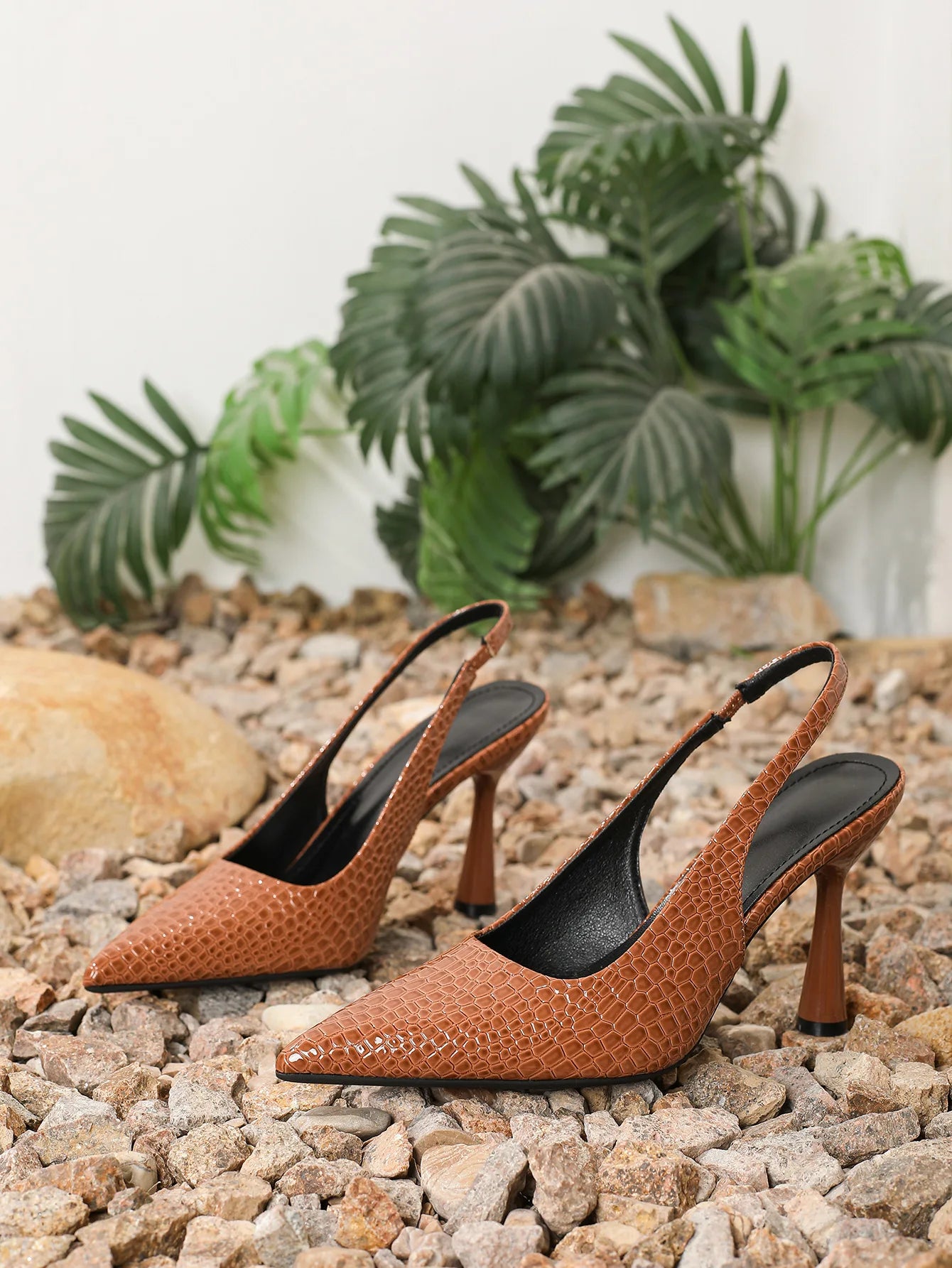 LIZAKOSHT  -  New Summer Women's Shoes Pointed Patent Leather High-heeled Overhead Sandals for Women Retro Skinny Heel Back Empty Shoes