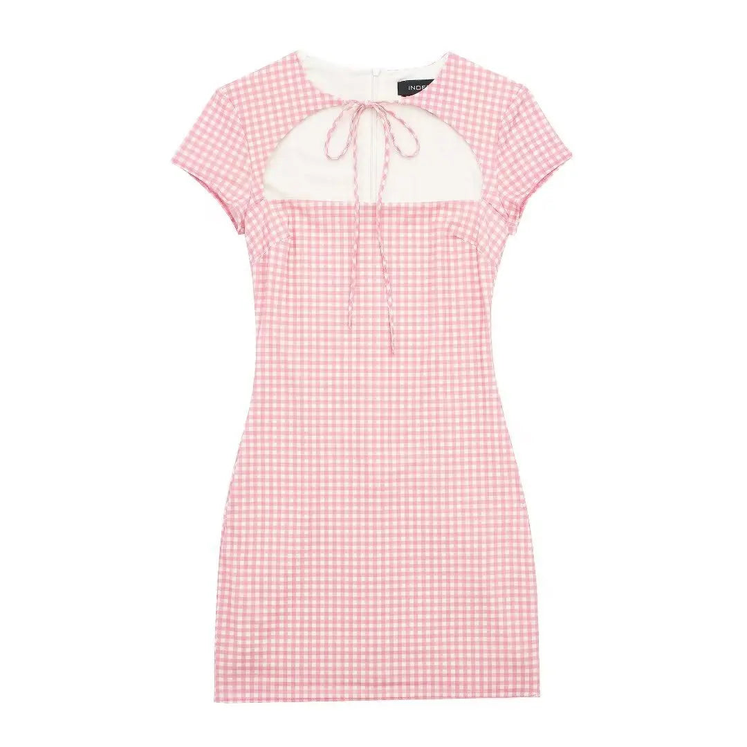 LIZAKOSHT  -  Spring/summer European and American Ladies' Short-sleeved Dresses with Small Plaid Pink Ribbons and Knotted Bows.
