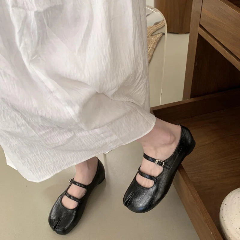 LIZAKOSHT  -  Spring New Tabi Ninja Shoes Women Round Spilt Toe Shallow Buckle Ballet Shoes Fashion Eelgant Low Heels Mary Jane Single Shoes