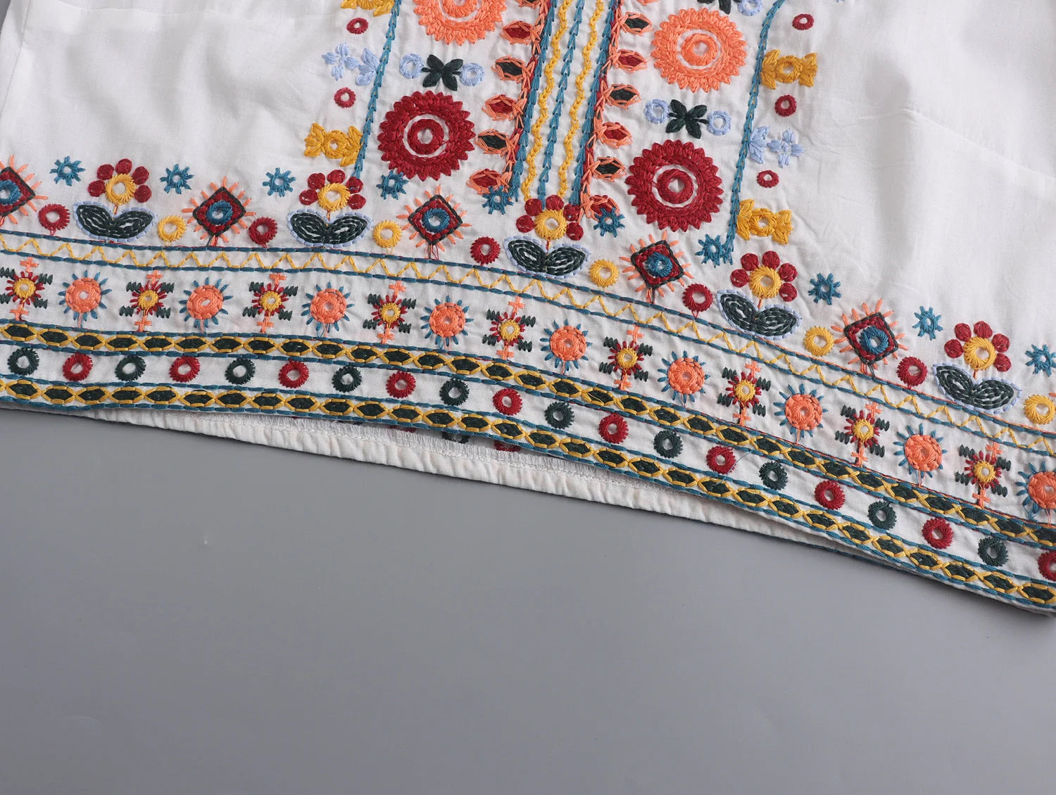 LIZAKOSHT  -  European and American Style Summer New Ethnic Style Contrasting Embroidered Top Shirt Contrasting Embroidered Half Skirt Set