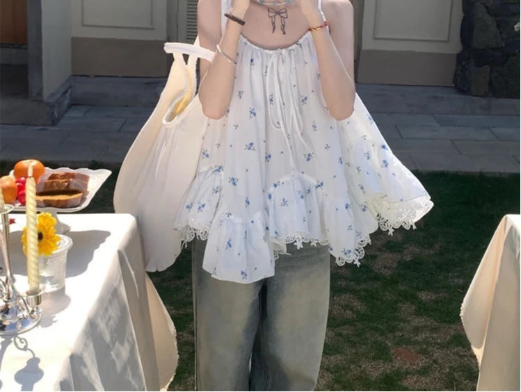 LIZAKOSHT  -  Lace Patchwork Floral Camisole Vest for Women in Summer, Gentle and Loose, Sleeveless Design Top for Wearing Outside