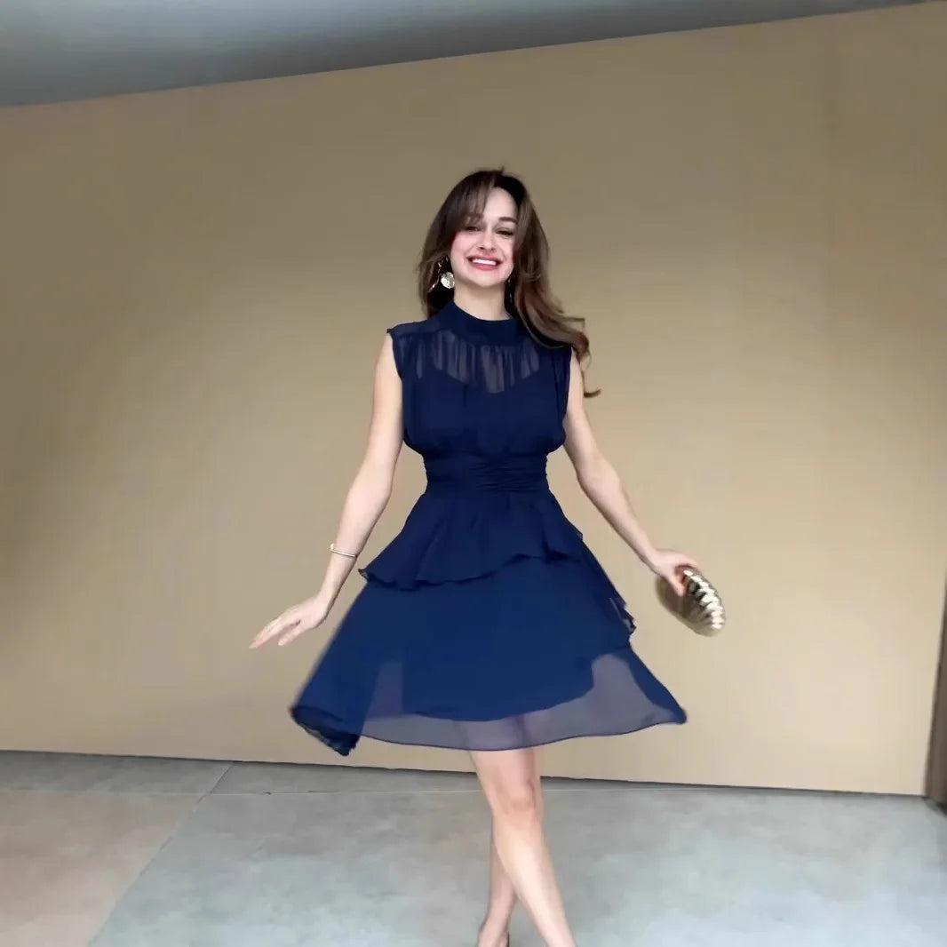 LIZAKOSHT  -  2026 Spring New Pure Desire Wind Coffee Break French Round Neck Waist Elegant Dress