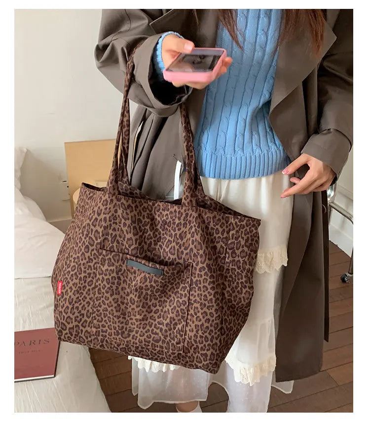 LIZAKOSHT  -  Retro Maillard Shoulder Bag Women Large Capacity Simple Tote Bag Winter Fashion Comfortable and Versatile Texture Storage Bags