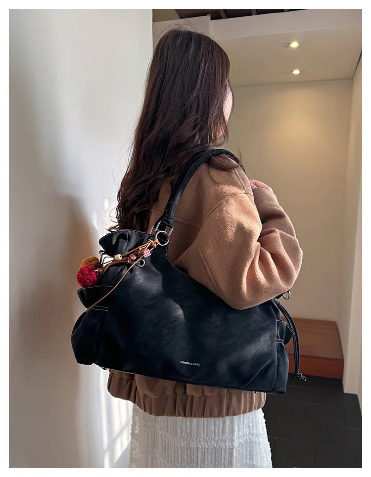 LIZAKOSHT  -  Simple Fashion Suede Crossbody Bag Women Large Capacity Shoulder Bag for Work Comfortable and Versatile Texture Commuting Bag