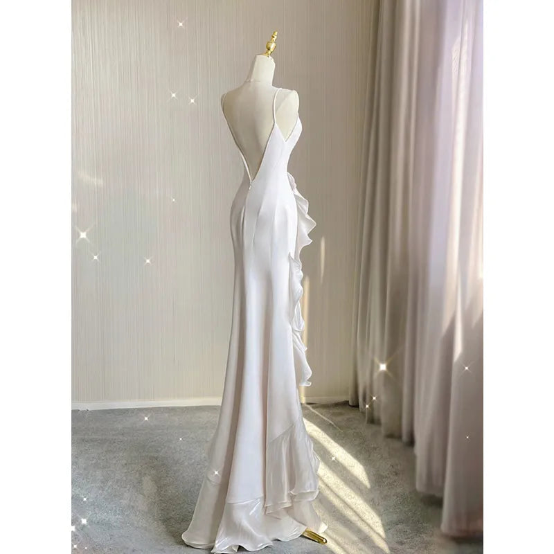 LIZAKOSHT -  Elegant White Round Neck Slim Fit Sleeveless Women Wedding Dress Evening Party Gown with Ruffles Vestidos De Novia