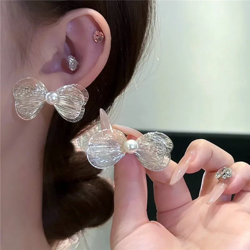 Lizakosht Fashion Romantic Luxury Bow Earrings For Women Creative New Top Grade Designers Jewelry Earings Wholesale