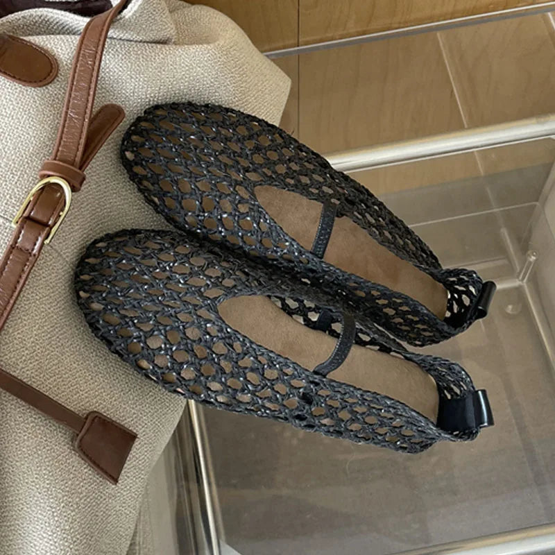 LIZAKOSHT  -  Summer Fashion Round Toe Weave Mesh Hollow Flat Women Loafers Slip On Female Casual Beach Shoes Sandals Zapatos De Mujer
