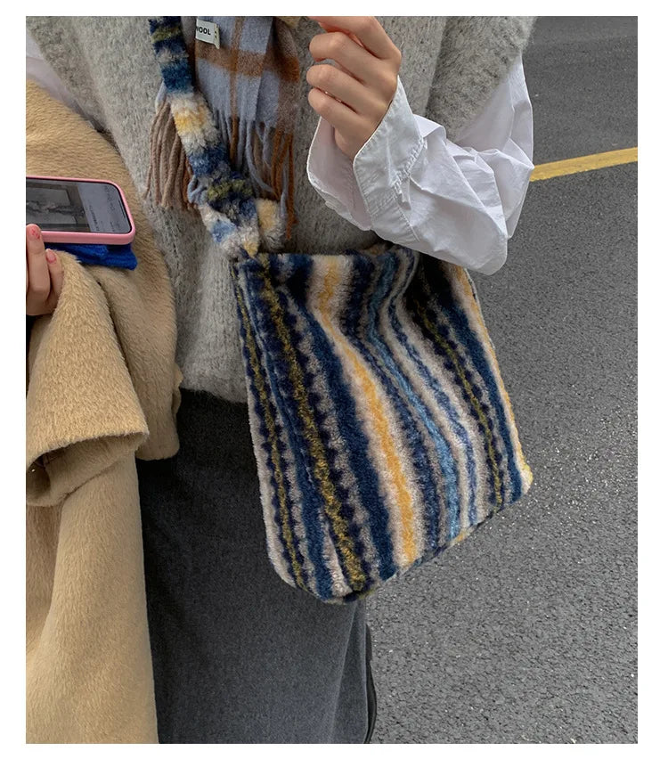 LIZAKOSHT  -  New Winter Autumn Plaid Furry Crossbody Bag Women Large Capacity Retro Shoulder Tote Bucket Bag Simple and Versatile Storage Bag