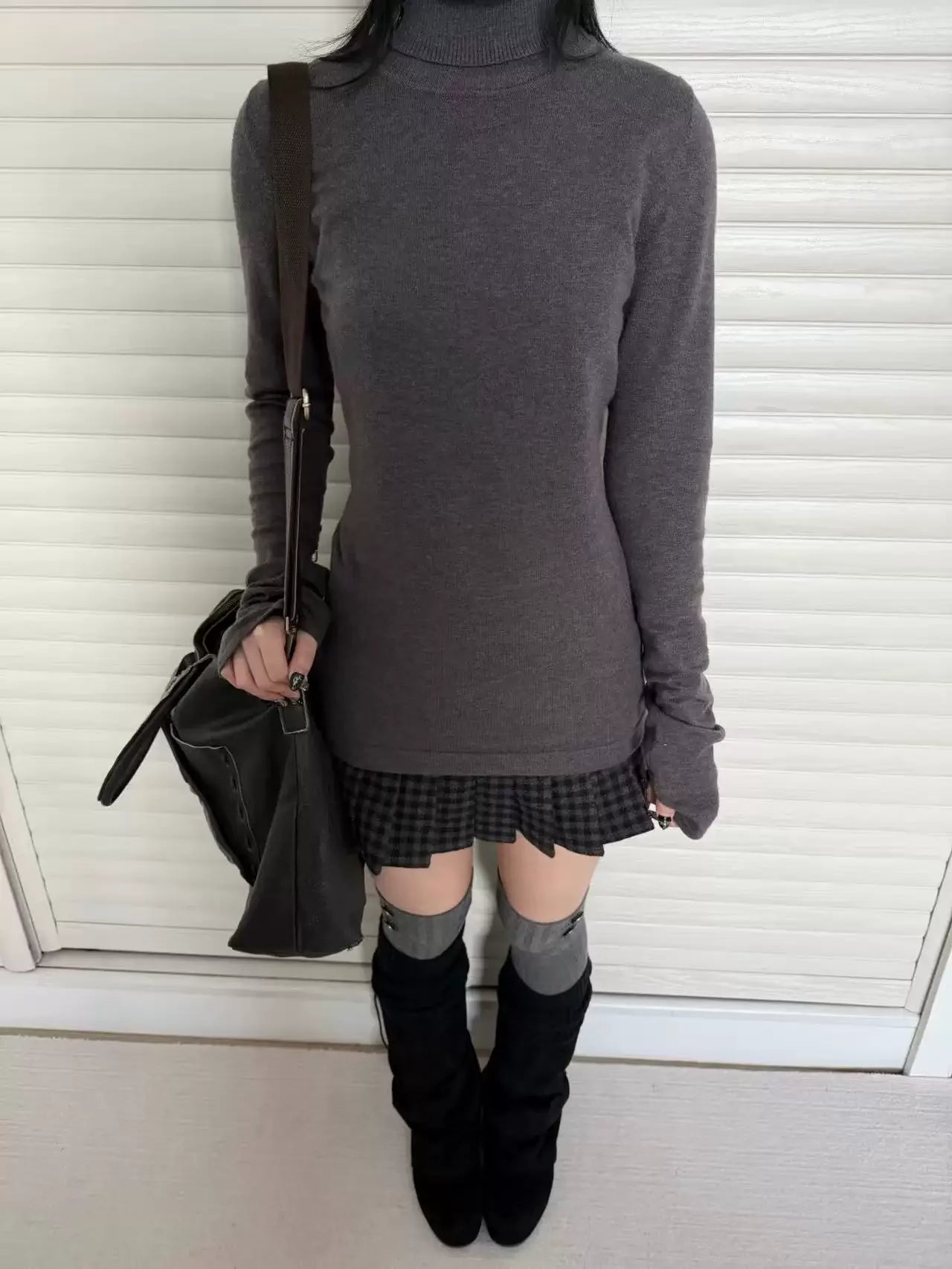 LIZAKOSHT  -  Fashionable European-style retro high-neck button-up mid-length versatile base layer sweater in solid color, fitted women's top