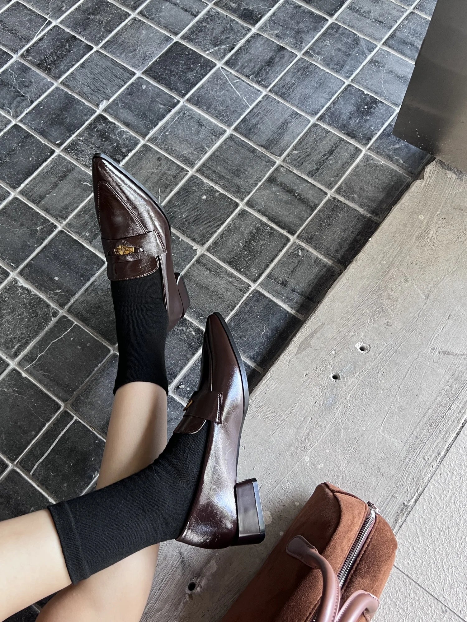 LIZAKOSHT  -  Autumn New Brand Women Flat Shoes Fashion Pointed Toe Slip On Ladies Casual Laofer Shoes Flat Heel Dress Flat Shoes New