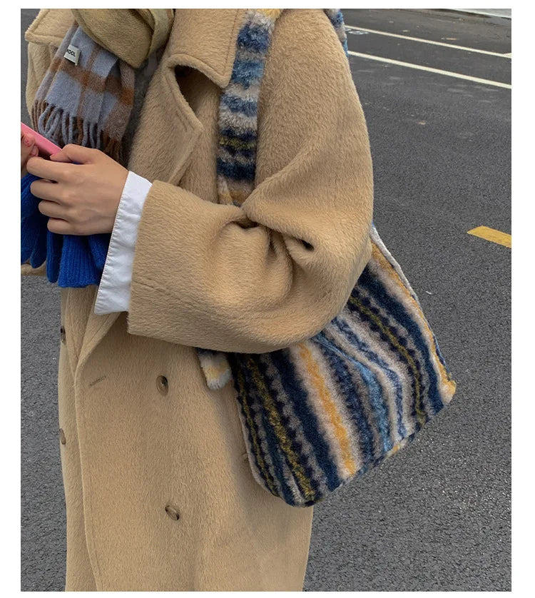 LIZAKOSHT  -  New Winter Autumn Plaid Furry Crossbody Bag Women Large Capacity Retro Shoulder Tote Bucket Bag Simple and Versatile Storage Bag