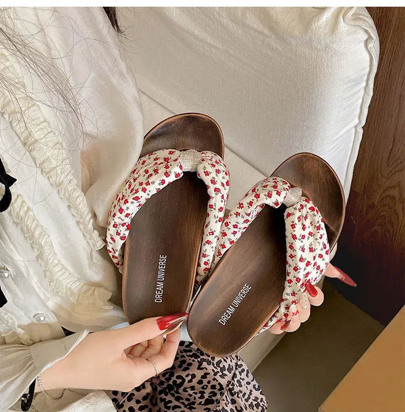 LIZAKOSHT  -  Summer Women Platform Thick Bottom Slippers Fashion Polka Dot Shoes Outdoor Clip Toe Height Increase Vacation Dress Slides