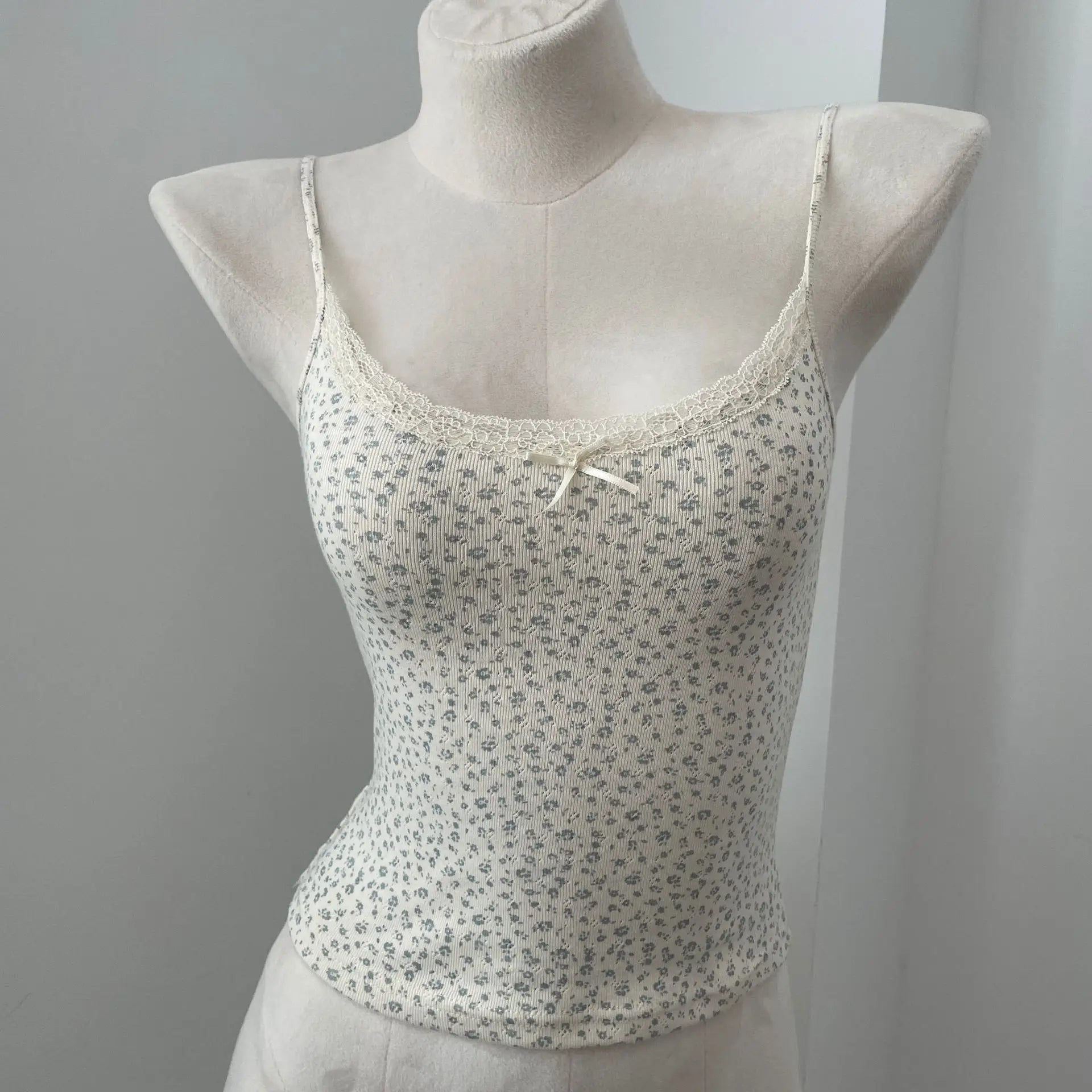 LIZAKOSHT  -  Brandy & Mandy Floral Lace Bow Halter Slim Tank Top Sweet Camisole Summer Fashion