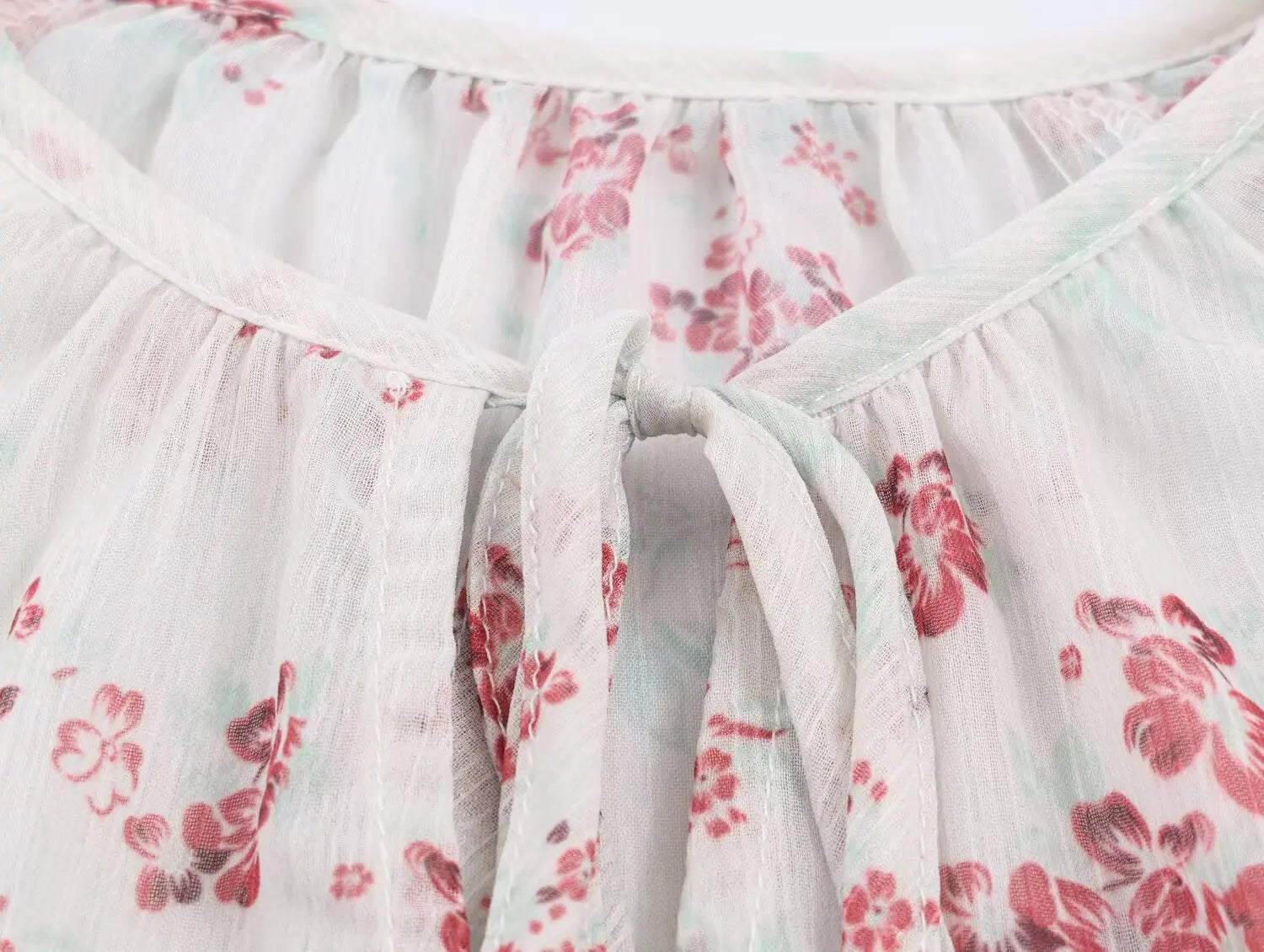 LIZAKOSHT  -  Spring Summer White Pink Floral Print Flare Cuff Long Sleeve Pullover Shirt Women Bow O Collar Loose Short Blouses Femme Tops