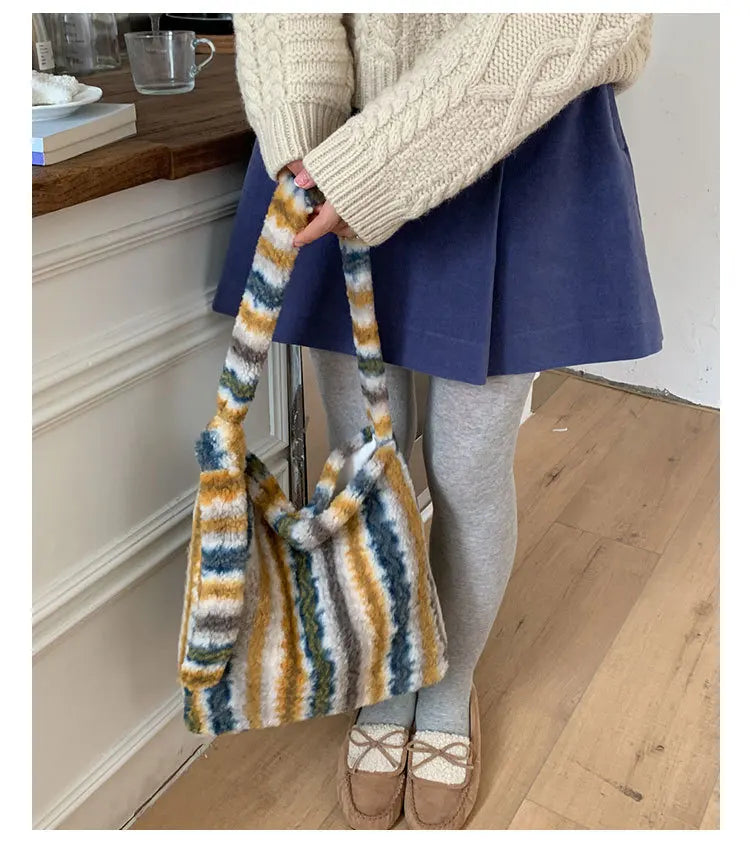 LIZAKOSHT  -  New Winter Autumn Plaid Furry Crossbody Bag Women Large Capacity Retro Shoulder Tote Bucket Bag Simple and Versatile Storage Bag